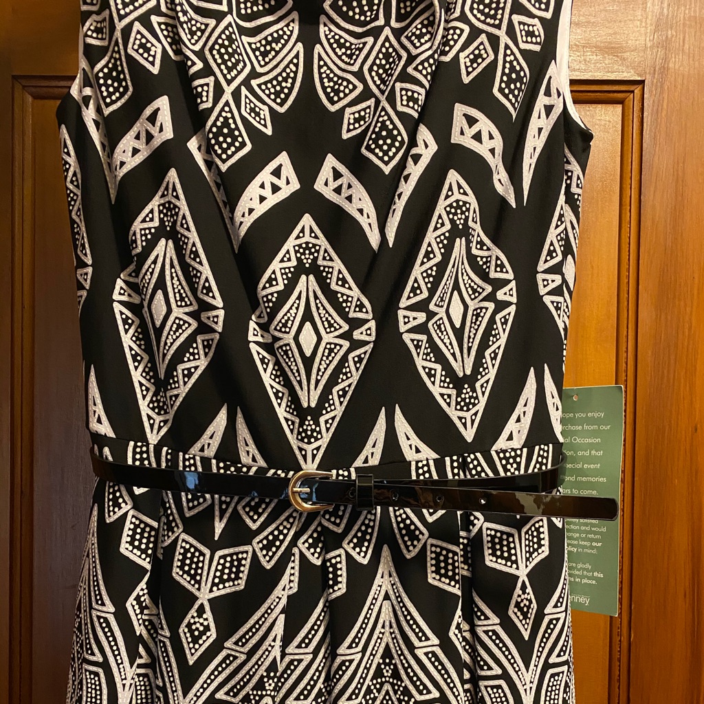 Nwt Black/White Geometric Tribal Pattern Dress